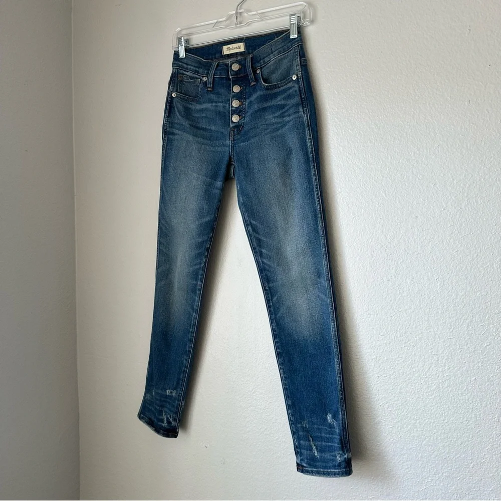 Madewell Slim Straight Jeans: Distressed Button-Front Edition Wellmoor Size‎ 24